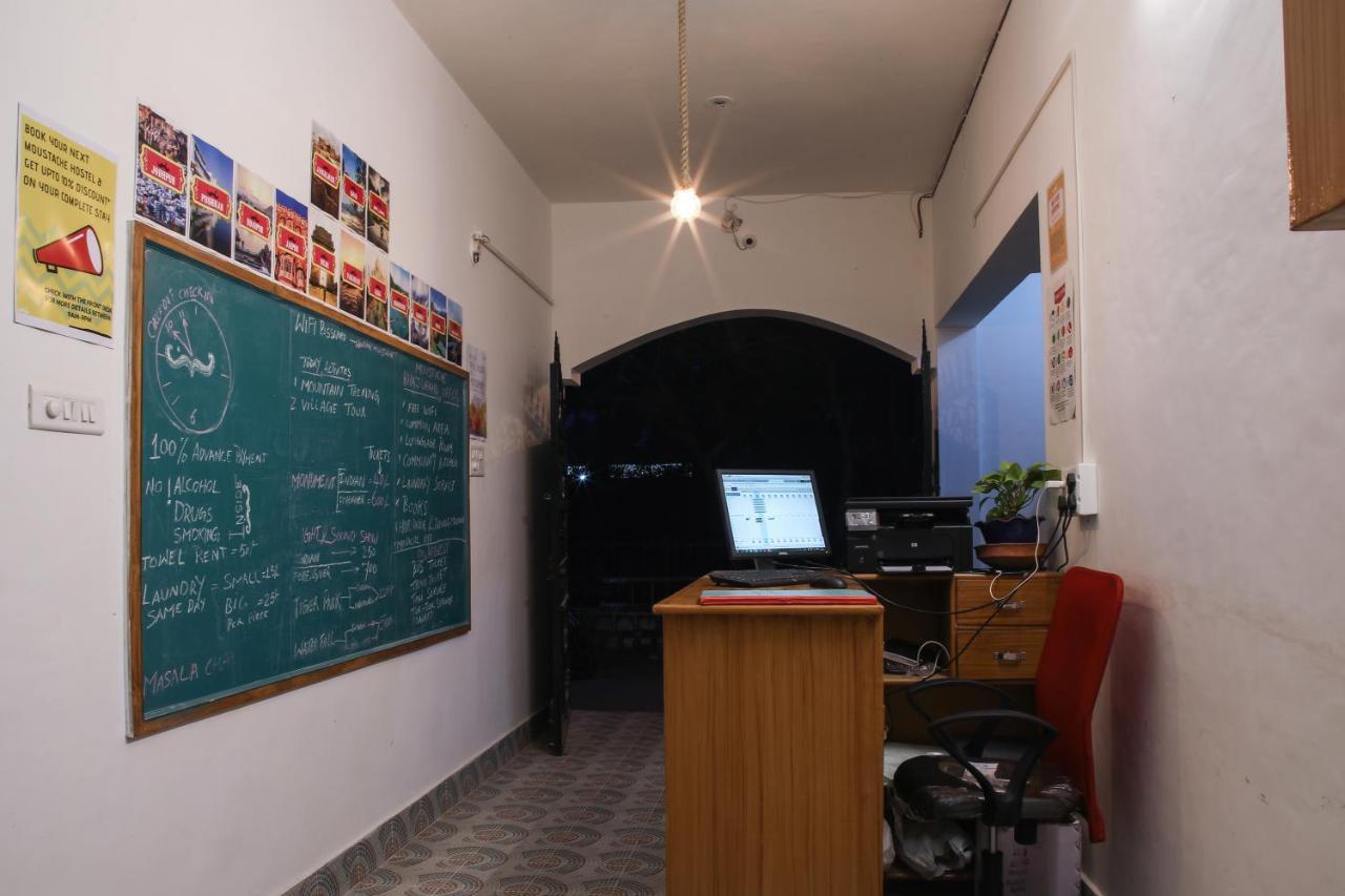 Moustache Khajuraho Hostel Exterior photo
