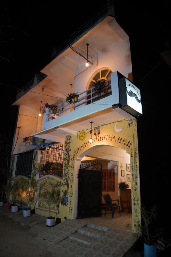 Moustache Khajuraho Hostel Exterior photo
