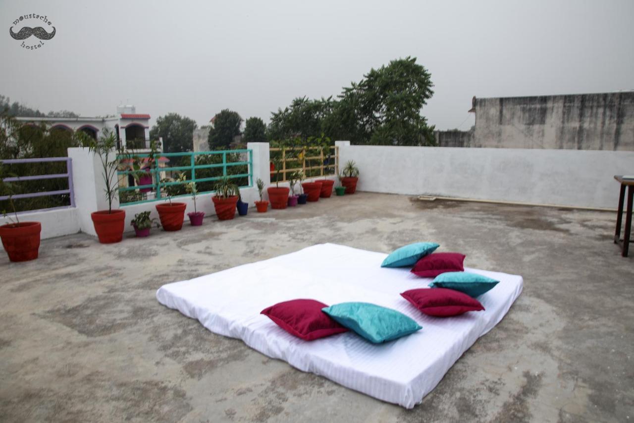 Moustache Khajuraho Hostel Exterior photo
